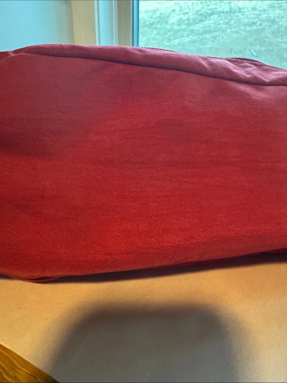 Baggallini Sienna Red crossbody Hobo bag Canvas pockets zip top Travel Vacation